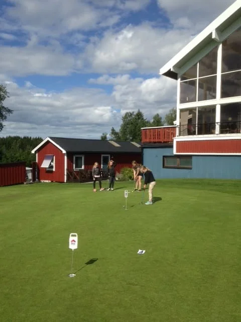En extra putt-tävling